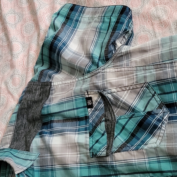 Rock & Replic short sleeve button down - Picture 3 of 4